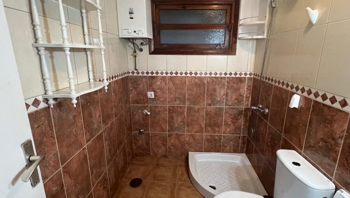 WhatsApp Image 2025-12-18 at 23.27.48 (3)