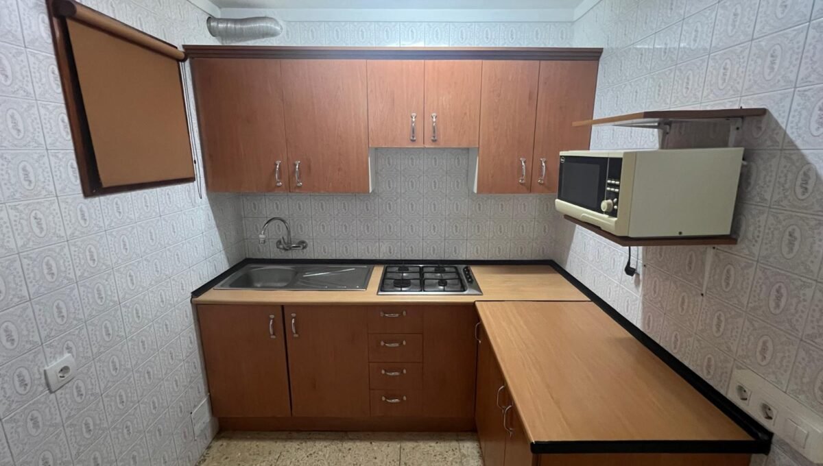 WhatsApp Image 2025-12-18 at 23.27.49 (1)