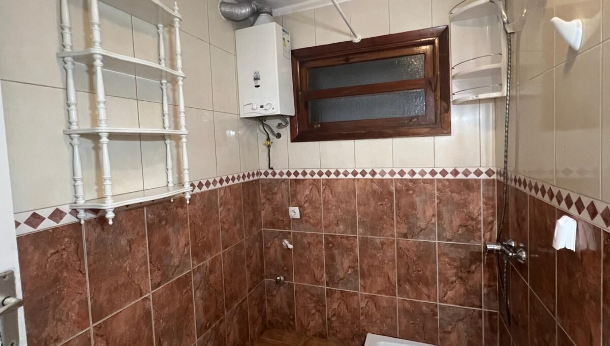 WhatsApp Image 2025-12-18 at 23.27.49